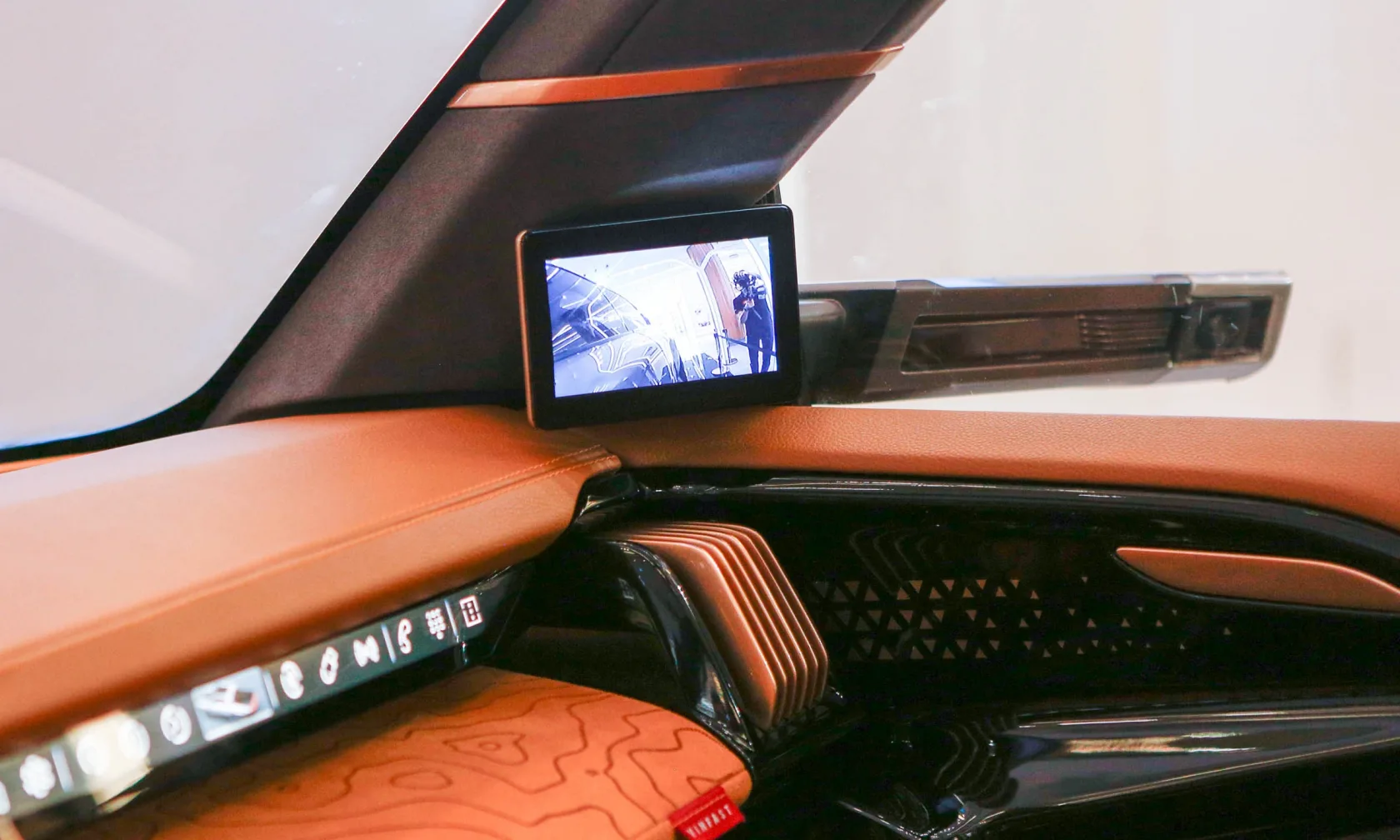 vinhxdcom vinfast wild 1 Vinfast Wild - Mẫu Xe Bán Tải Thuần Điện Của Vinfast